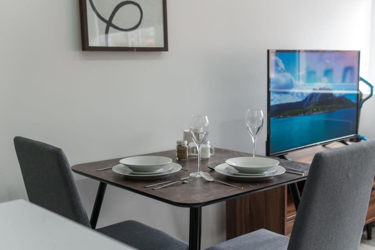 Contemporary 1 Bedroom Preston Apartment Extérieur photo
